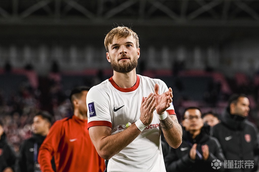 蓉城社媒送别莱切特：感谢提莫做出的贡献，祝愿未来一切顺利